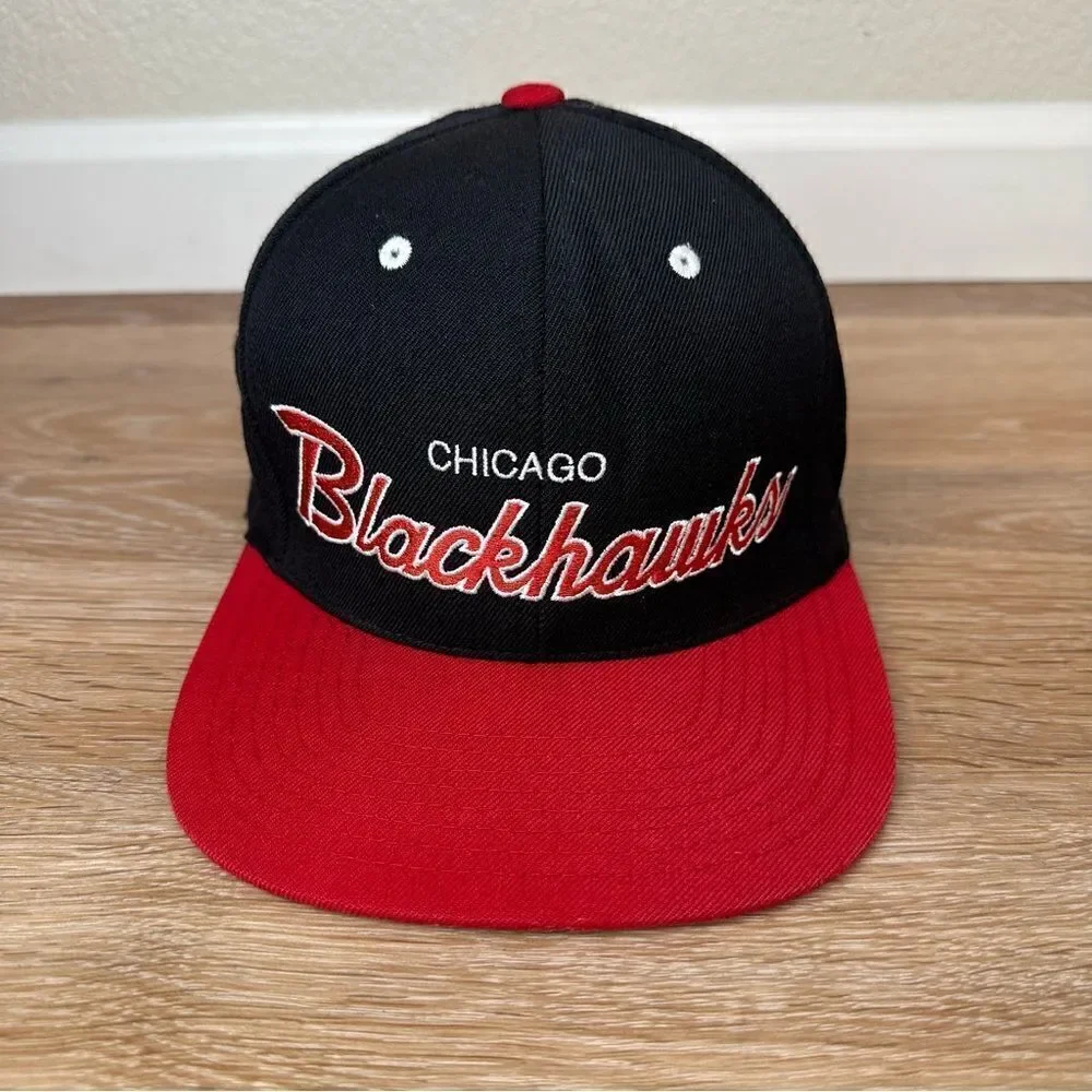 Mitchell & Ness 100% Wool Vintage Hockey Black Red Snapback Hat